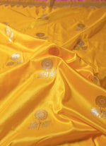 Load image into Gallery viewer, Floral motif kadwa weave banarasi silk saree