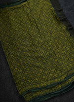 Load image into Gallery viewer, Bottle Green Chequred Linen Saree