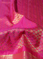 Load image into Gallery viewer, Bridal gadwal Silk Saree with kanji border