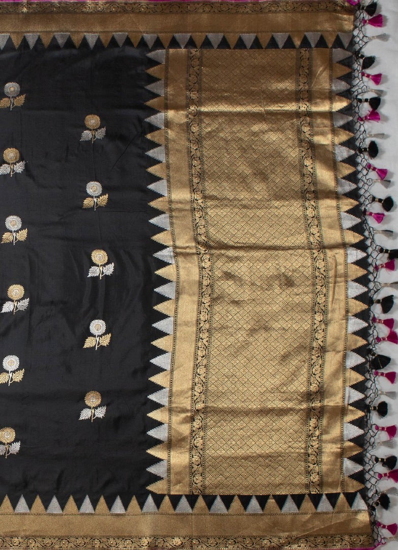 Kadwa weave Banarasi silk saree