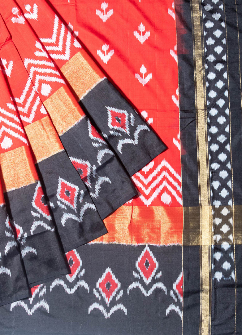 Panchompali Ikat silk saree in Black and red