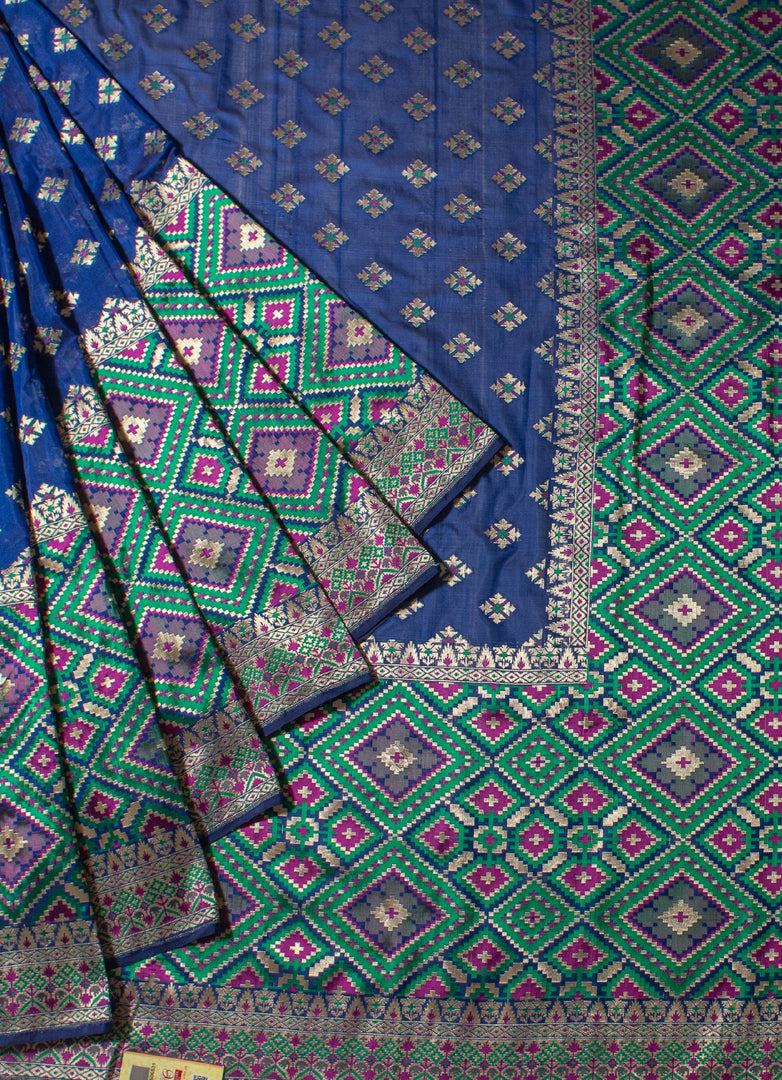 Panchompoli ikat saree in blue and green combo