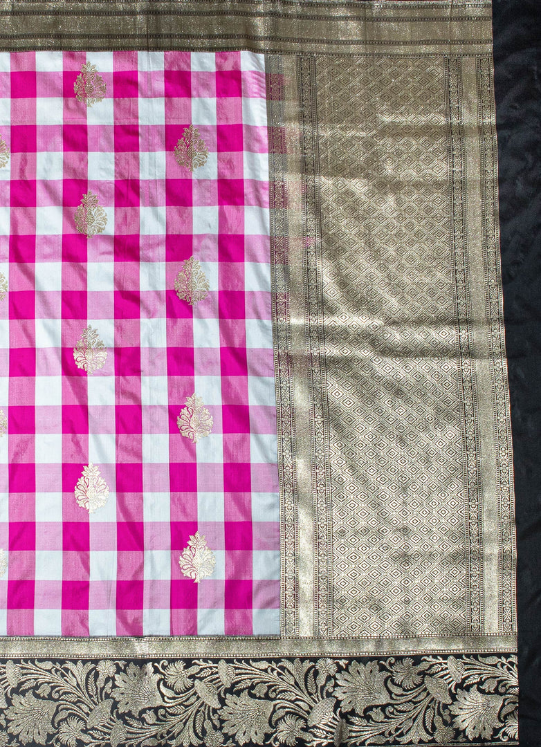 Chequered Banarasi silk saree in Kadwa Weave