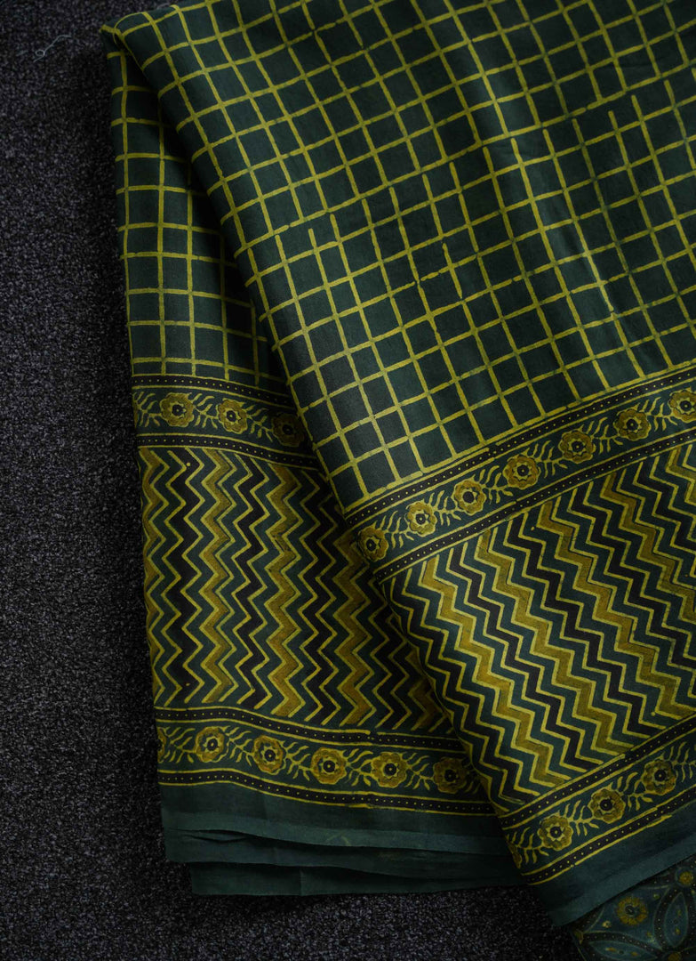 Bottle Green Chequred Linen Saree