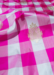 Chequered Banarasi silk saree in Kadwa Weave