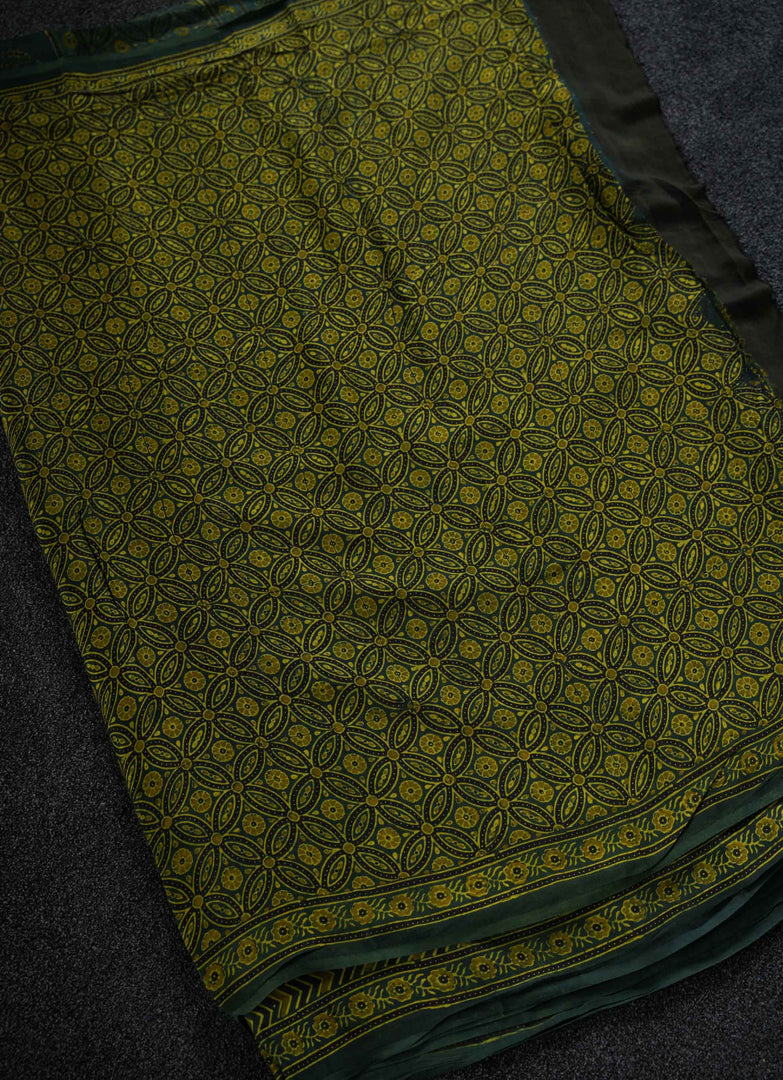 Bottle Green Chequred Linen Saree