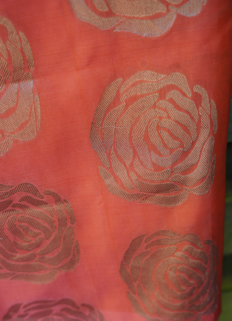 Border less Peach colour Kanjivaram soft Silk Saree